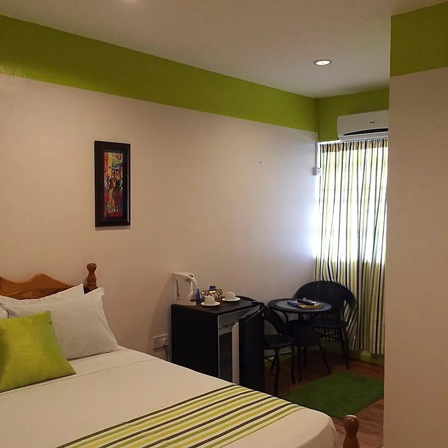 Golden Arrow Inn Rodney Bay 3*,